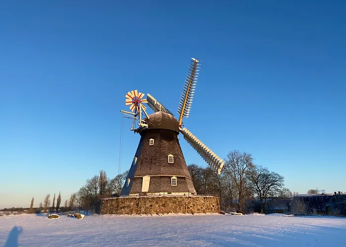 Grubbe Molle, Med Eget Kokken Og Bad Bed and breakfast Fåborg