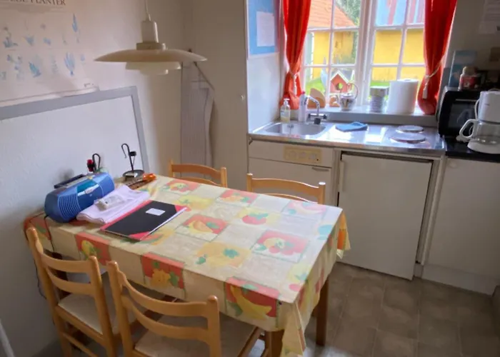 Grubbe Molle, Med Eget Kokken Og Bad Bed and breakfast