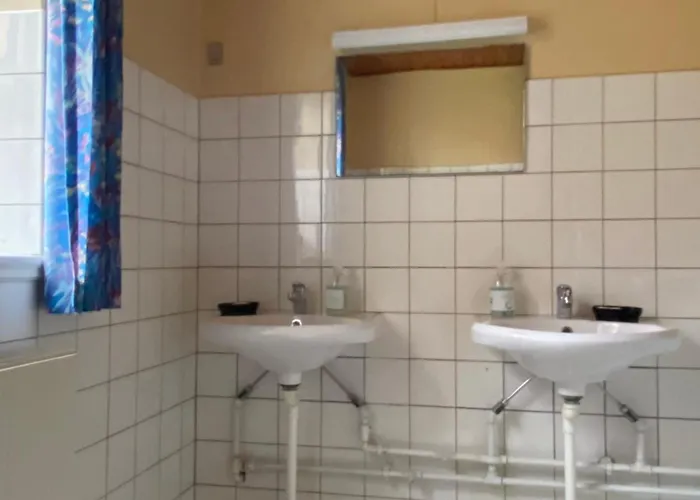 Grubbe Molle, Med Eget Kokken Og Bad Couette-café Fåborg