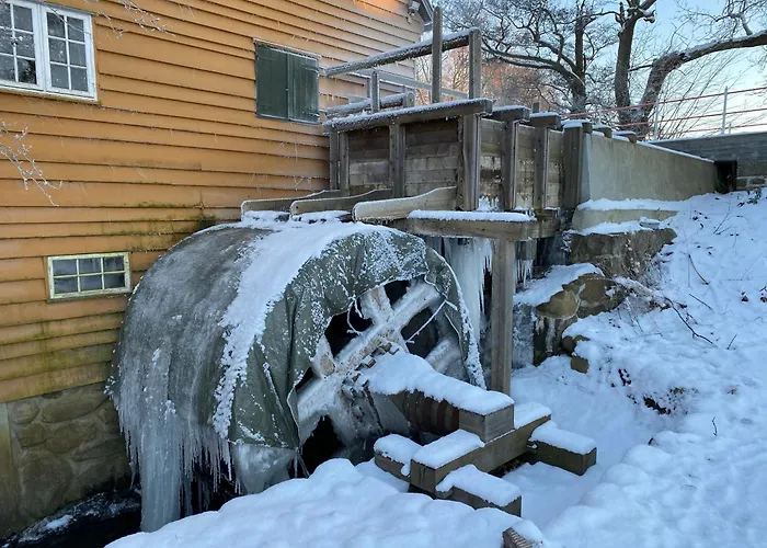 Grubbe Molle, Med Eget Kokken Og Bad Fåborg